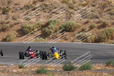 media/Jun-01-2025-CalClub SCCA (Sun) [[eae223c5dd]]/Group 3/Qualifying/